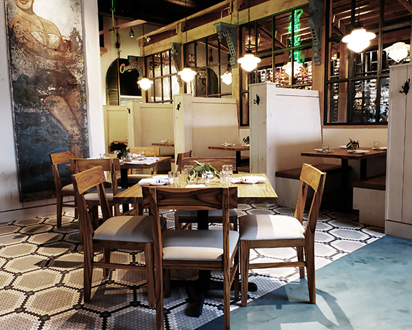 Fin Pearl dining room