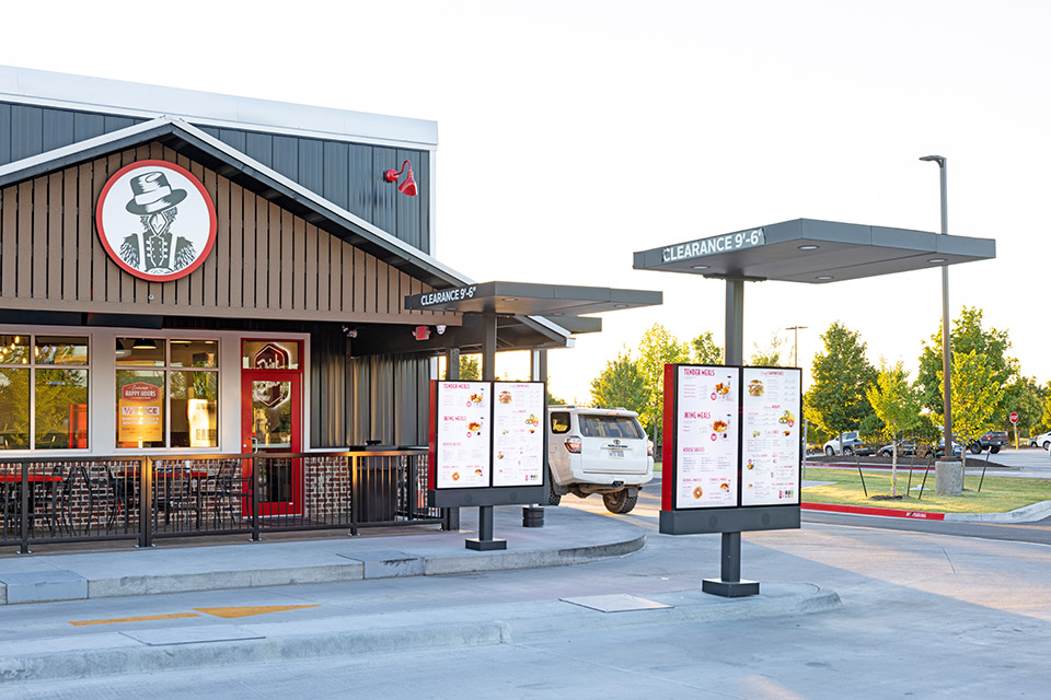 Create a complete package of drive-thru signage solutions that are able to display and highlight the vibrant colors of your brand identity.