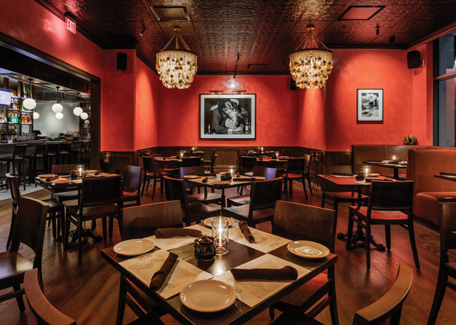 Keith Short recommends giving clients two options for everything — a top of the line choice and a budget-friendly selection. Image of Lola 41, Naples, Fla., courtesy of Ovi Mustea