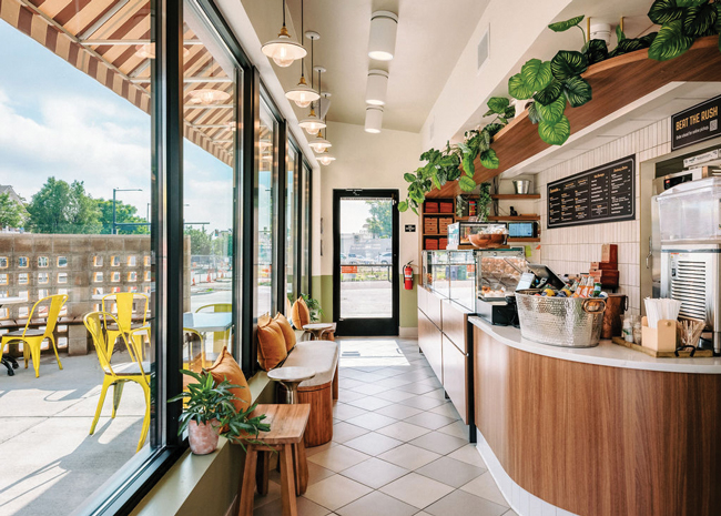 Unexpected moments in Maria Empanada add to the less-is-more aesthetic. Image courtesy of Fernando Gomes