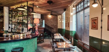 the strangers club 7