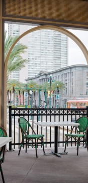 emerils brasserie new orleans louisianacredit chipper hatter