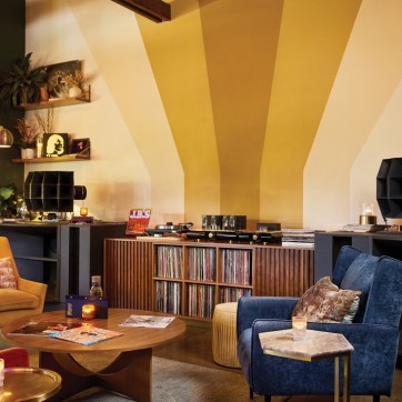 decibelcredit john valls decibel