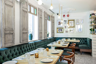 Take a Tour of Toronto Restaurants